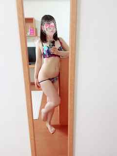 Yt摜1 / 2025N0503(y) 2359 /  (24)