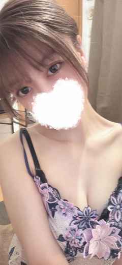 Yt摜1 / 2025N0512() 2027 / 肨(22)